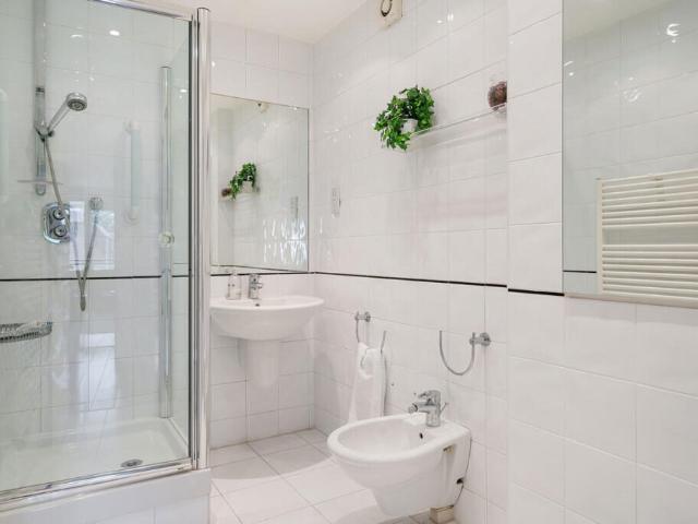 Apartment for rent in St. John's Wood, Greater London