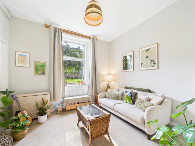 Apartment for rent in Lorne, Pilrig