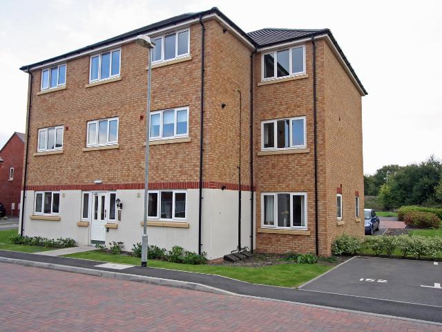 Apartment for rent in Tansey Green, West Midlands