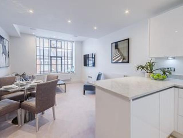 Apartment for rent in Brook Green, Greater London