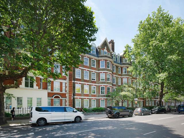Apartment for rent in St. John's Wood, Greater London