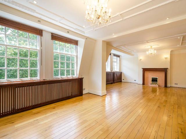 Apartment for rent in St. John's Wood, Greater London