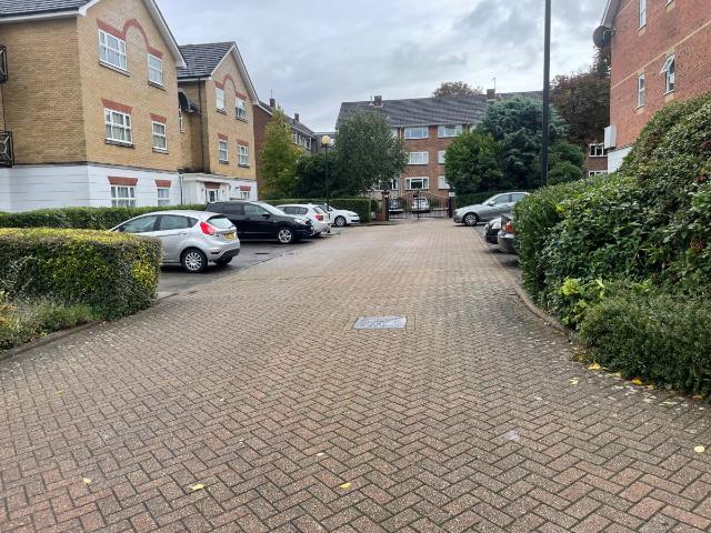 Apartment for rent in Cockfosters, Greater London