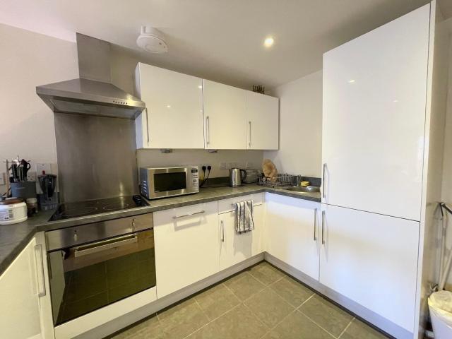 Apartment for rent in St Albans, Five Acres