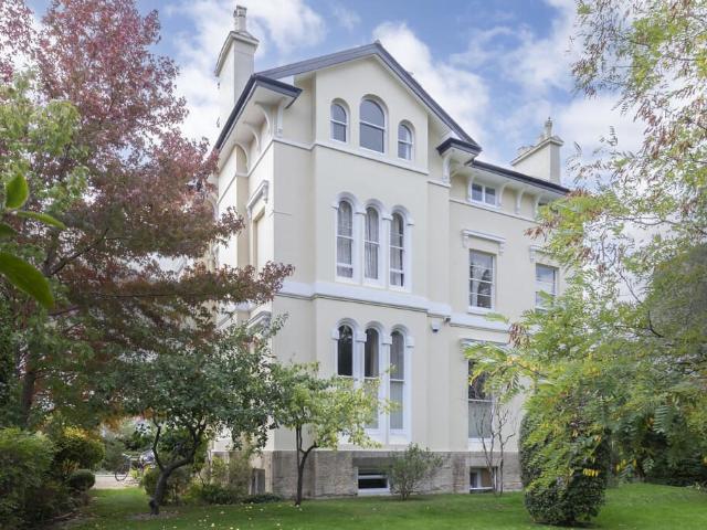Apartment for rent in Golden Valley, Gloucestershire