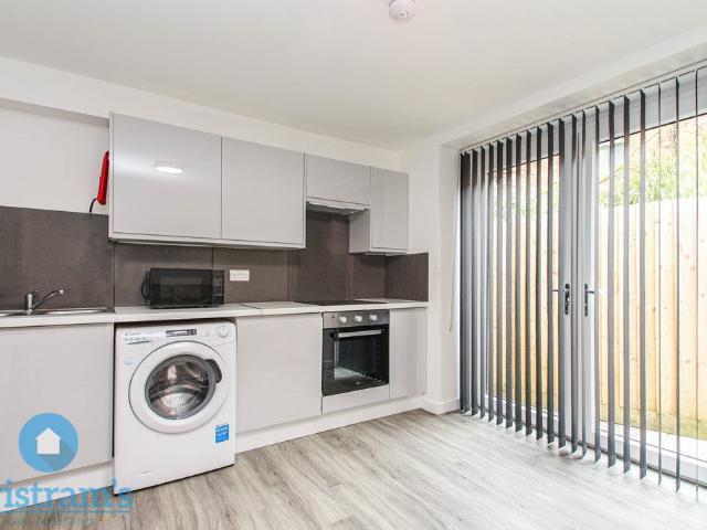 Apartment for rent in Old Lenton, Haddon