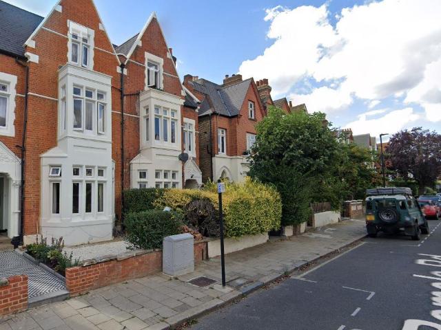 Apartment for rent in Tulse Hill, Greater London