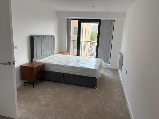 Apartment for rent in Slough