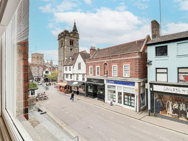 Apartment for rent in St Albans, Five Acres