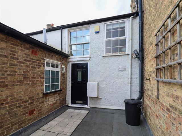 Apartment for rent in Barway, Cambridgeshire