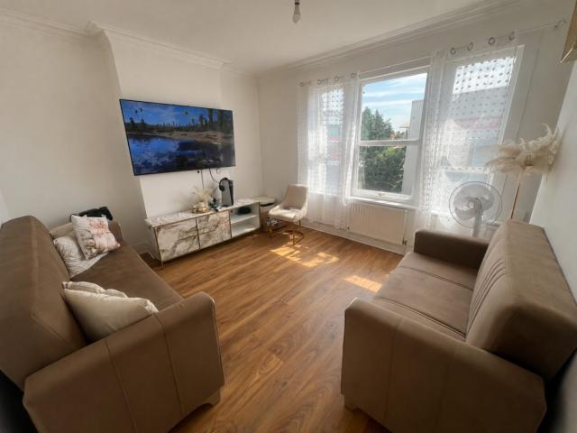 Apartment for rent in Ponders End, Greater London