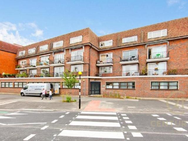 Apartment for rent in Surbiton, Greater London