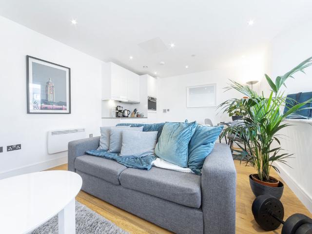 Apartment for rent in Slough