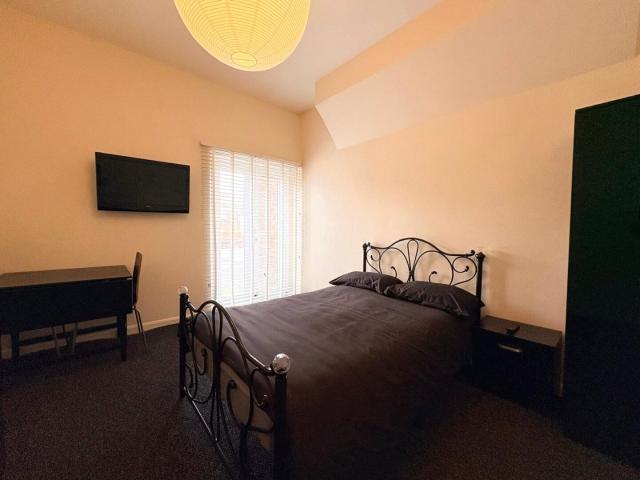 Apartment for rent in Calderstones