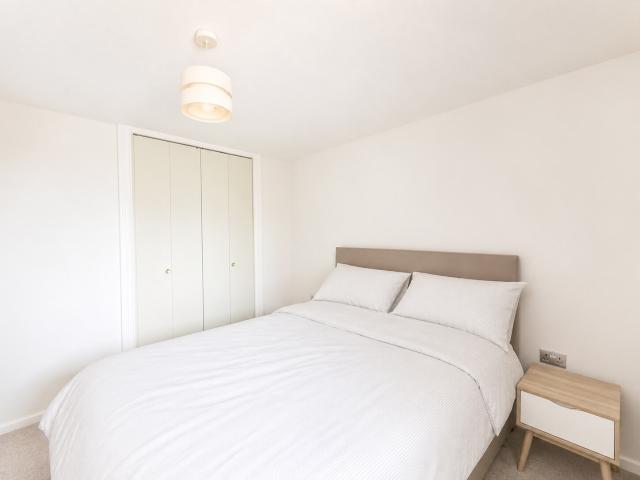 Apartment for rent in Hill, City Of Southampton