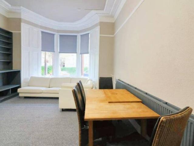Apartment for rent in Hillhead, Scotland