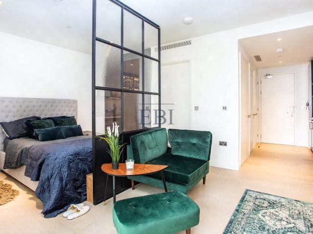 Apartment for rent in Canary Wharf, Greater London
