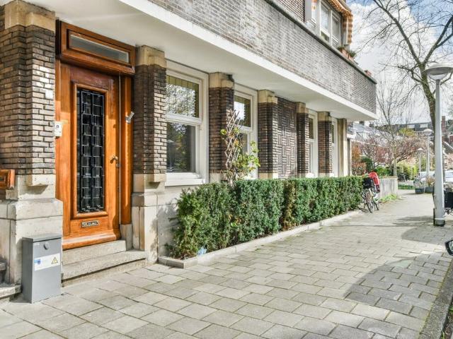 Appartement te huur in Zuid, Amsterdam