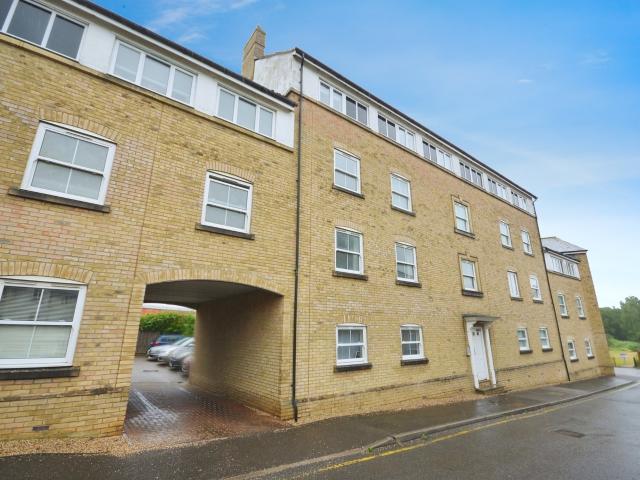 Apartment for rent in Bocking, Chipping Hill