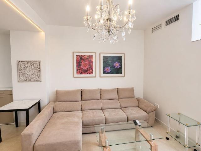 Apartamento en alquiler en Centro, Málaga-Costa del Sol