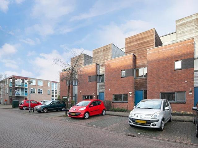 Appartement te huur in Huizen, Noord Holland