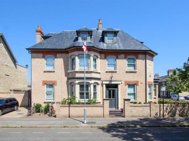 Apartment for rent in Chesterton, Arbury
