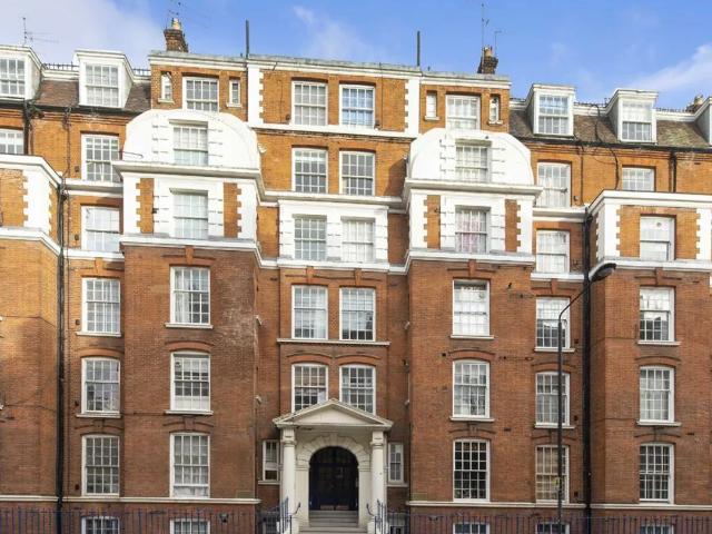 Apartment for rent in King's Cross, Greater London