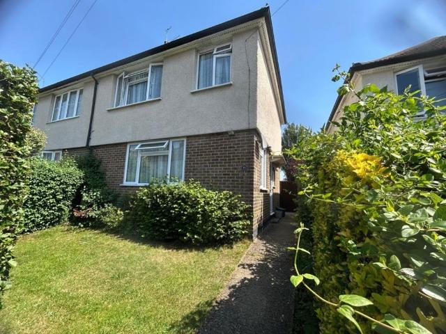 Apartment for rent in Five Acres, Hertfordshire