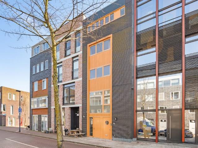 Appartement te huur in Oost, Amsterdam