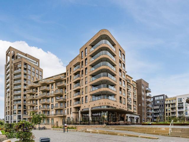 Appartement te huur in Holland Park, Diemen