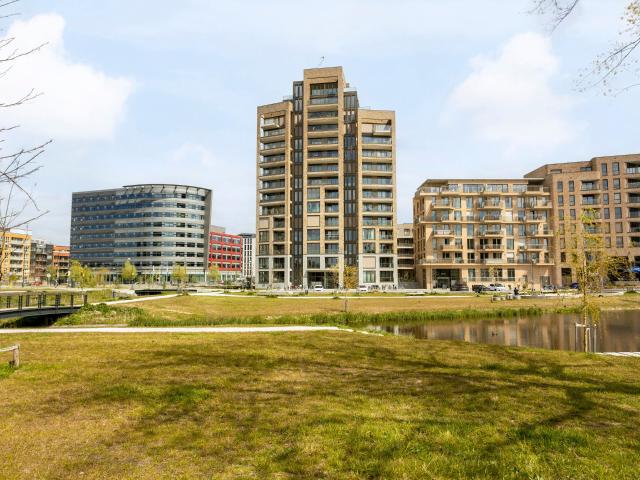 Appartement te huur in Holland Park, Diemen