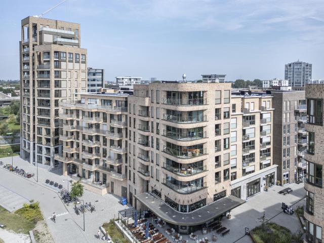 Appartement te huur in Holland Park, Diemen