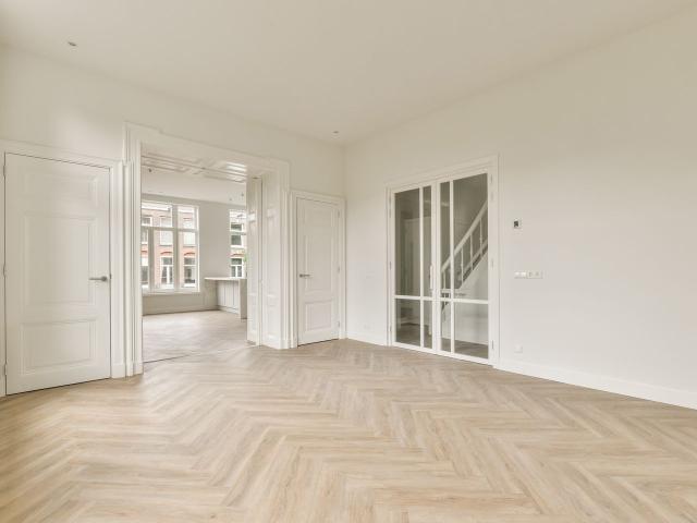 Appartement te huur in Zuid, Amsterdam