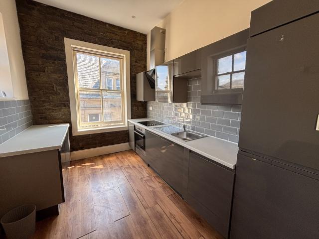 Apartment for rent in Hillhouse, Huddersfield
