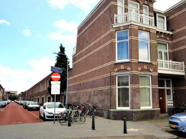 Appartement te huur in Bezuidenhout, Zuid Holland