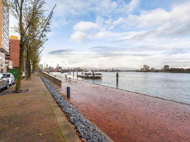 Appartement te huur in IJsselmonde, Rotterdam