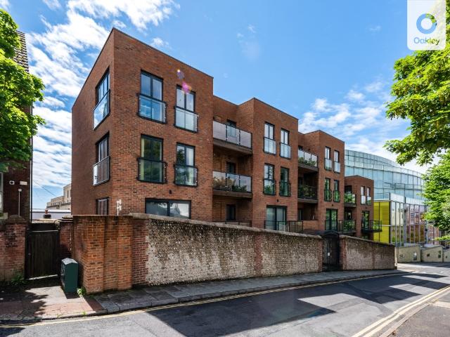 Apartment for rent in Queen's Park, Brighton & Hove