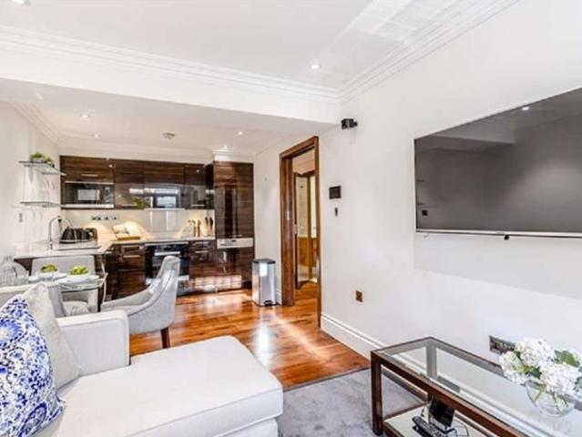 Apartment for rent in Bayswater, Greater London