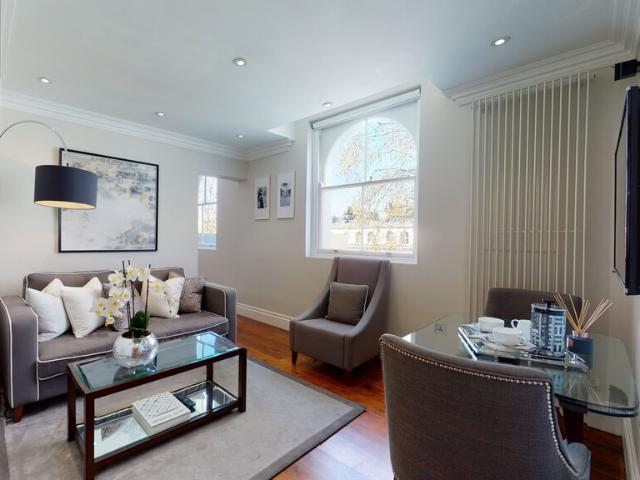 Apartment for rent in Bayswater, Greater London