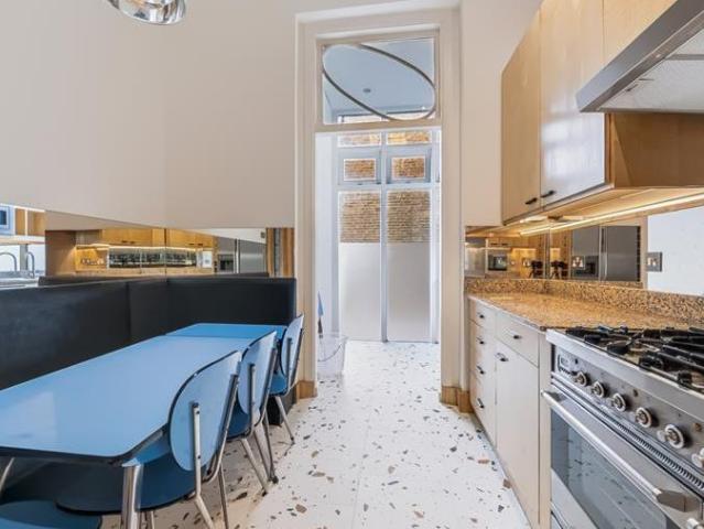 Apartment for rent in Royal Borough of Kensington and Chelsea, Greater London