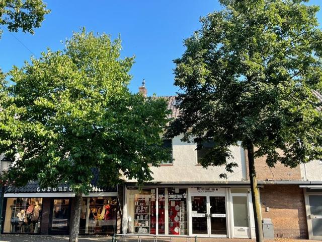 Appartement te huur in Huizen, Noord Holland