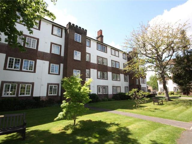 Apartment for rent in Kew, Greater London