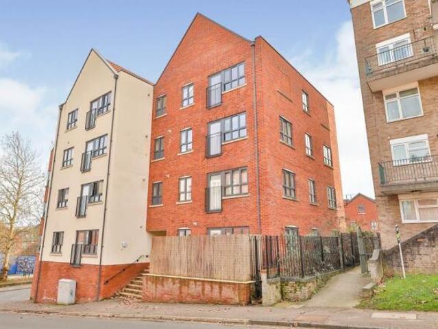 Apartment for rent in Lakenham, East Bank