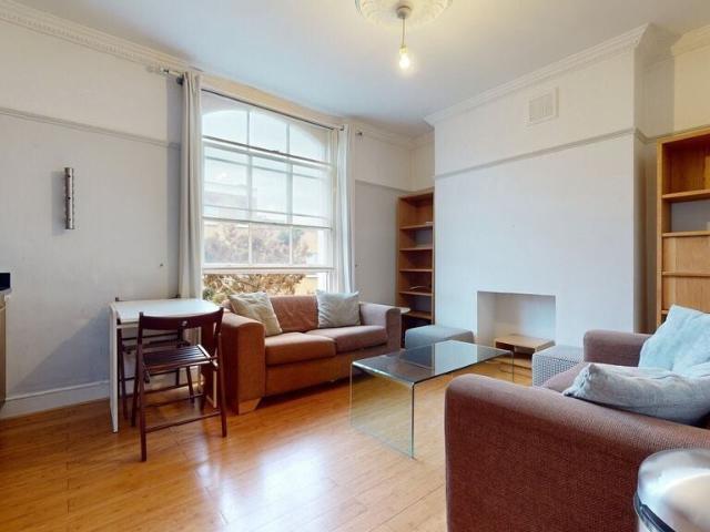 Apartment for rent in Covent Garden, Victoria