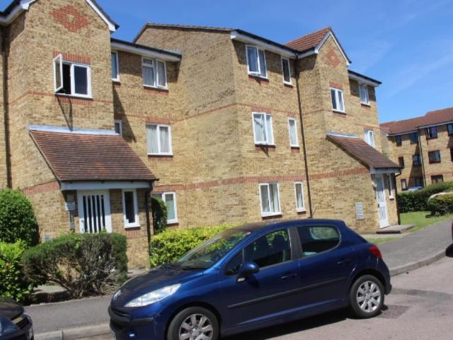 Apartment for rent in Holywell Estate, Watford