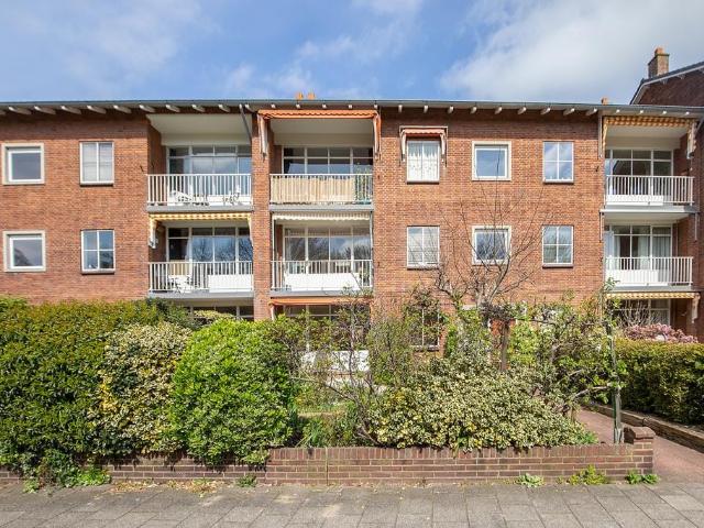 Appartement te huur in Bloemendaal, Noord Holland