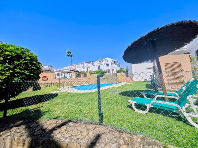 Apartamento en alquiler en La Alcaidesa, Campo de Gibraltar