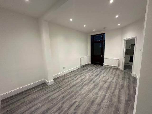 Apartment for rent in London Borough of Enfield, Greater London