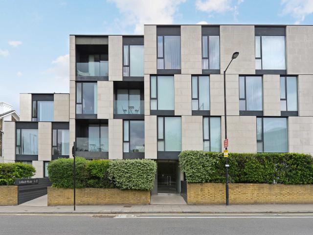 Apartment for rent in Chalk Farm, Greater London