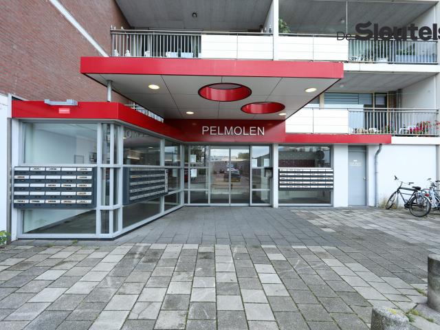 Appartement te huur in Merenwijk, Zuid Holland